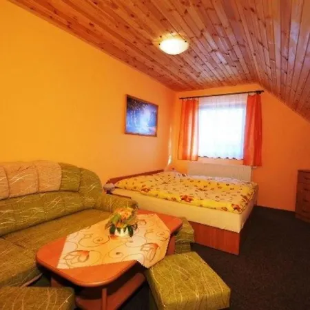 Palusak بيت ضيافة